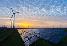 Brasil deve ganhar quase 250 usinas eólicas e fazendas solares até 2026